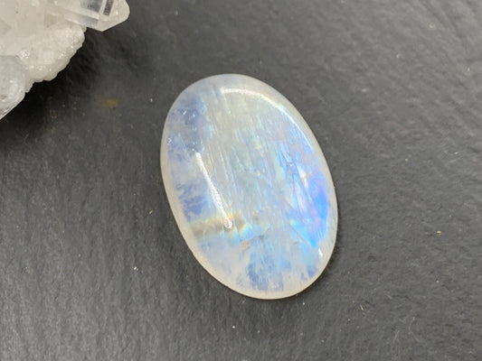 Rainbow Moonstone oval 22x15x6mm cabochon