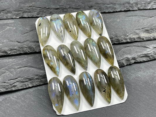 Labradorite pear 10x24.5mm cabochon - Calibrated cabochons