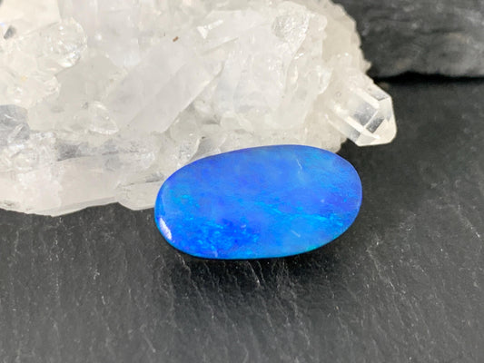 Australian Opal doublet 8x16x5mm cabochon