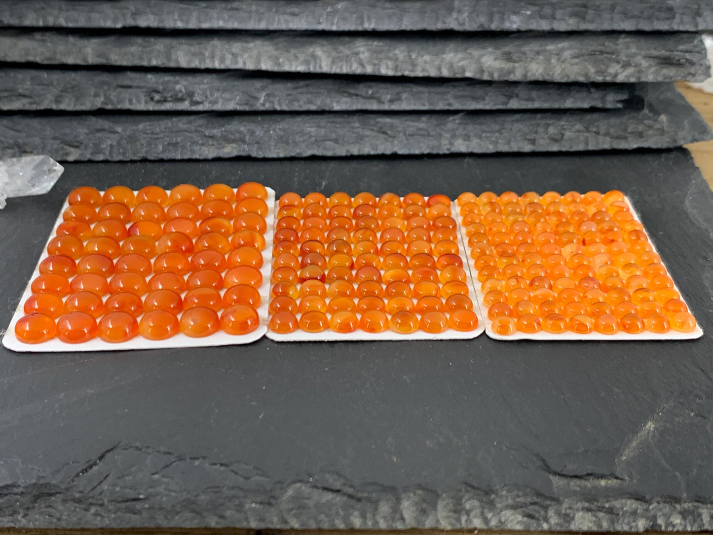 Carnelian round 5, 6, 8mm cabochon - Calibrated cabochons