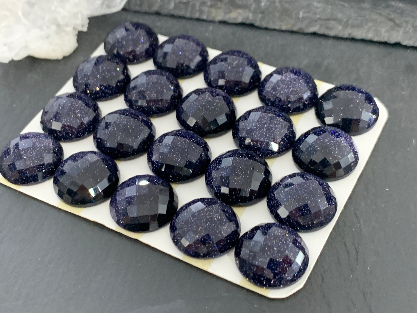 Faceted Blue Gold Sand round 15mm cabochon - Calibrated cabochons