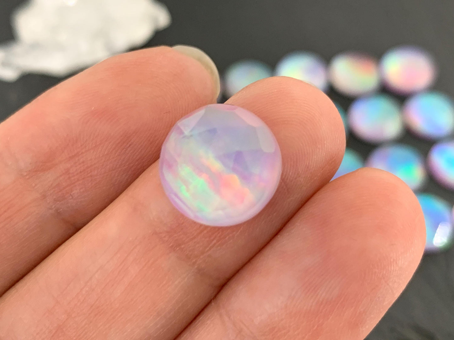 Faceted Aurora Opal round 12mm cabochon - Doublet cabochons