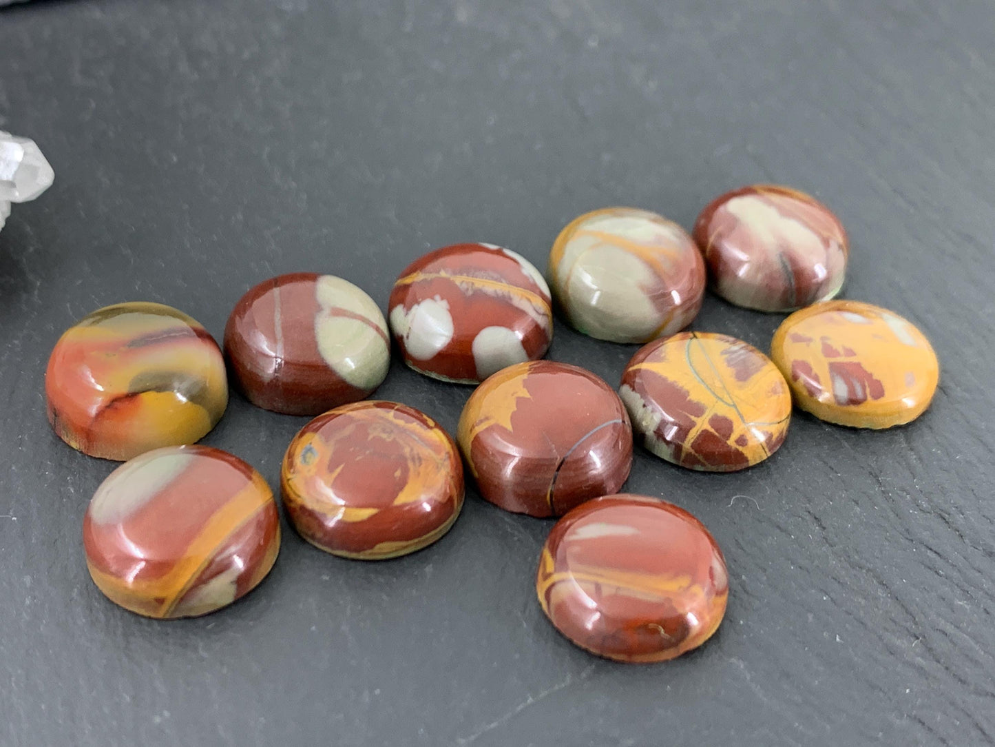 Mookaite Jasper round 12mm cabochon