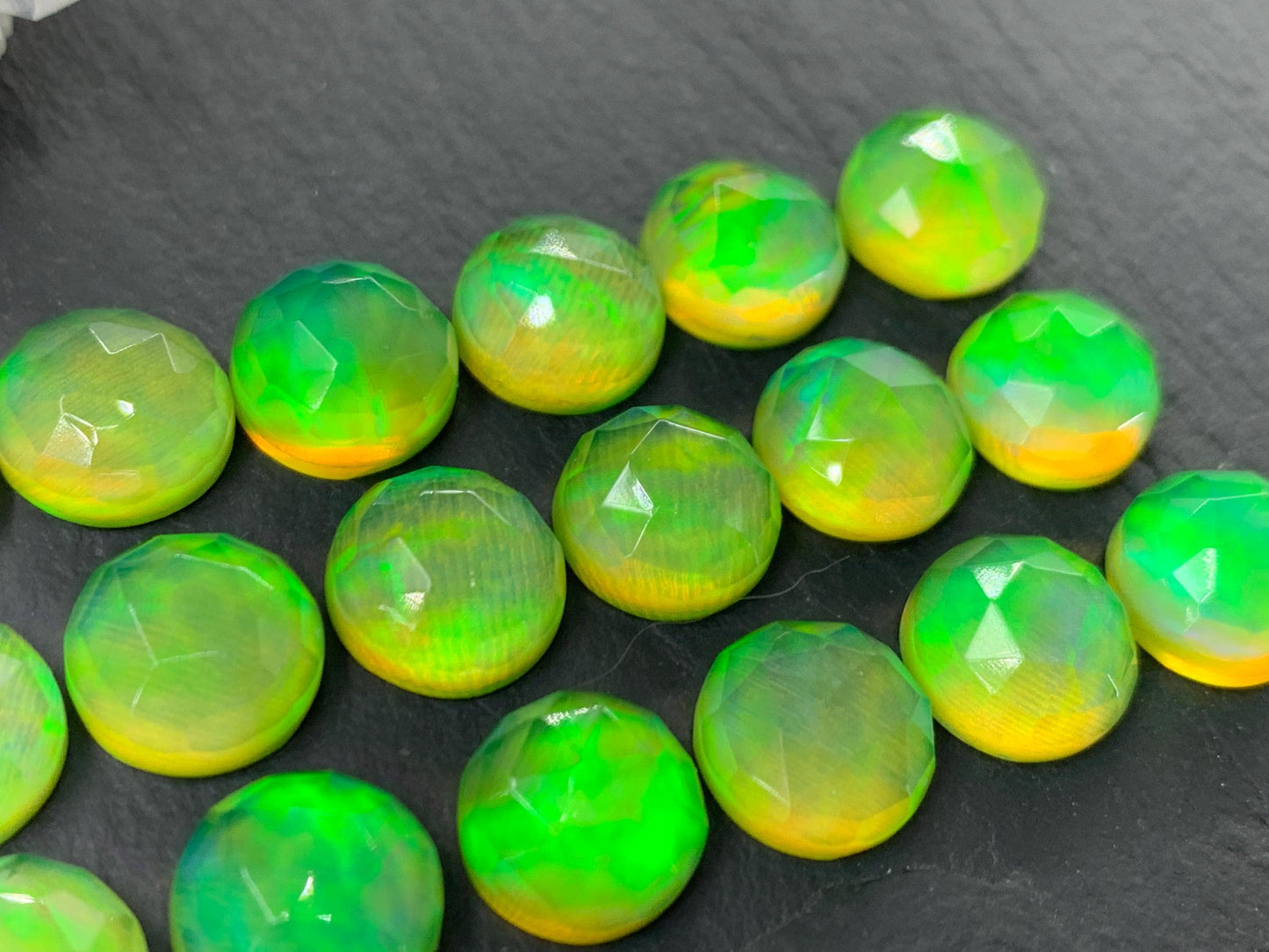 Faceted Aurora Opal round 10mm cabochon - Doublet cabochons