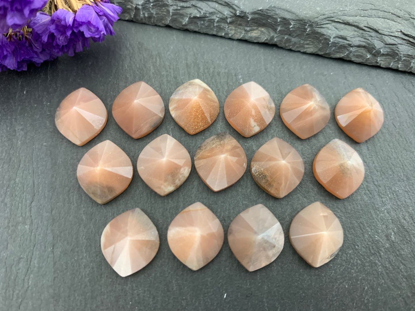 Goldsand Moonstone marquise pyramid 12x14mm cabochon