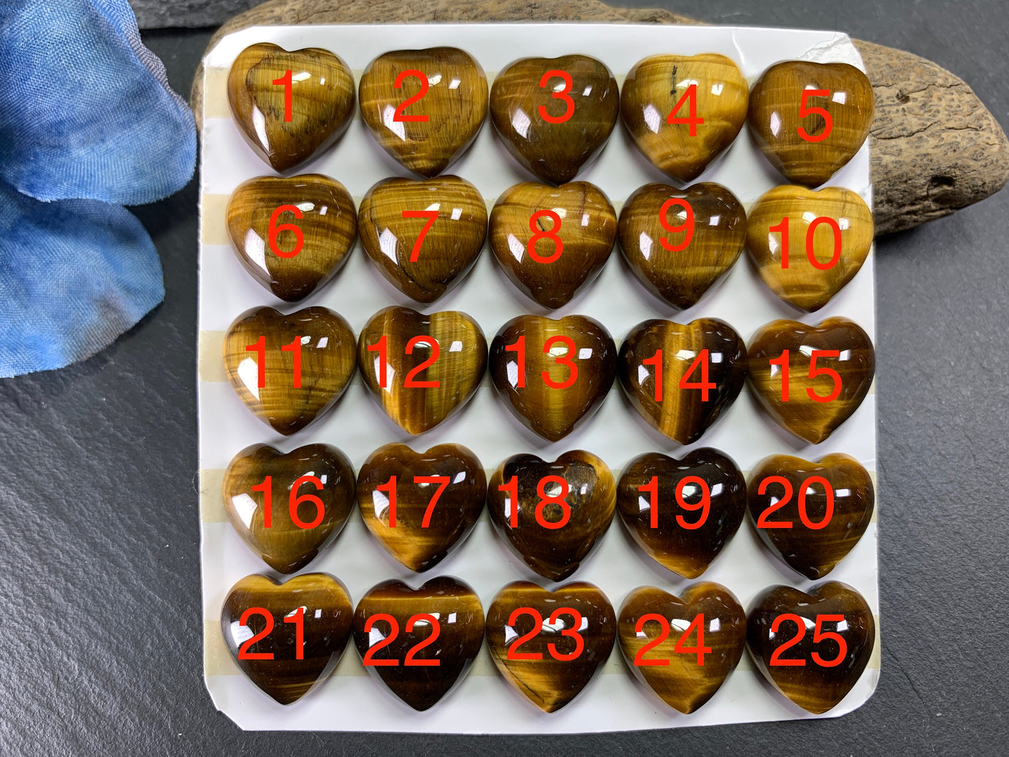 Tiger Eye heart 15mm cabochon - Calibrated cabochons