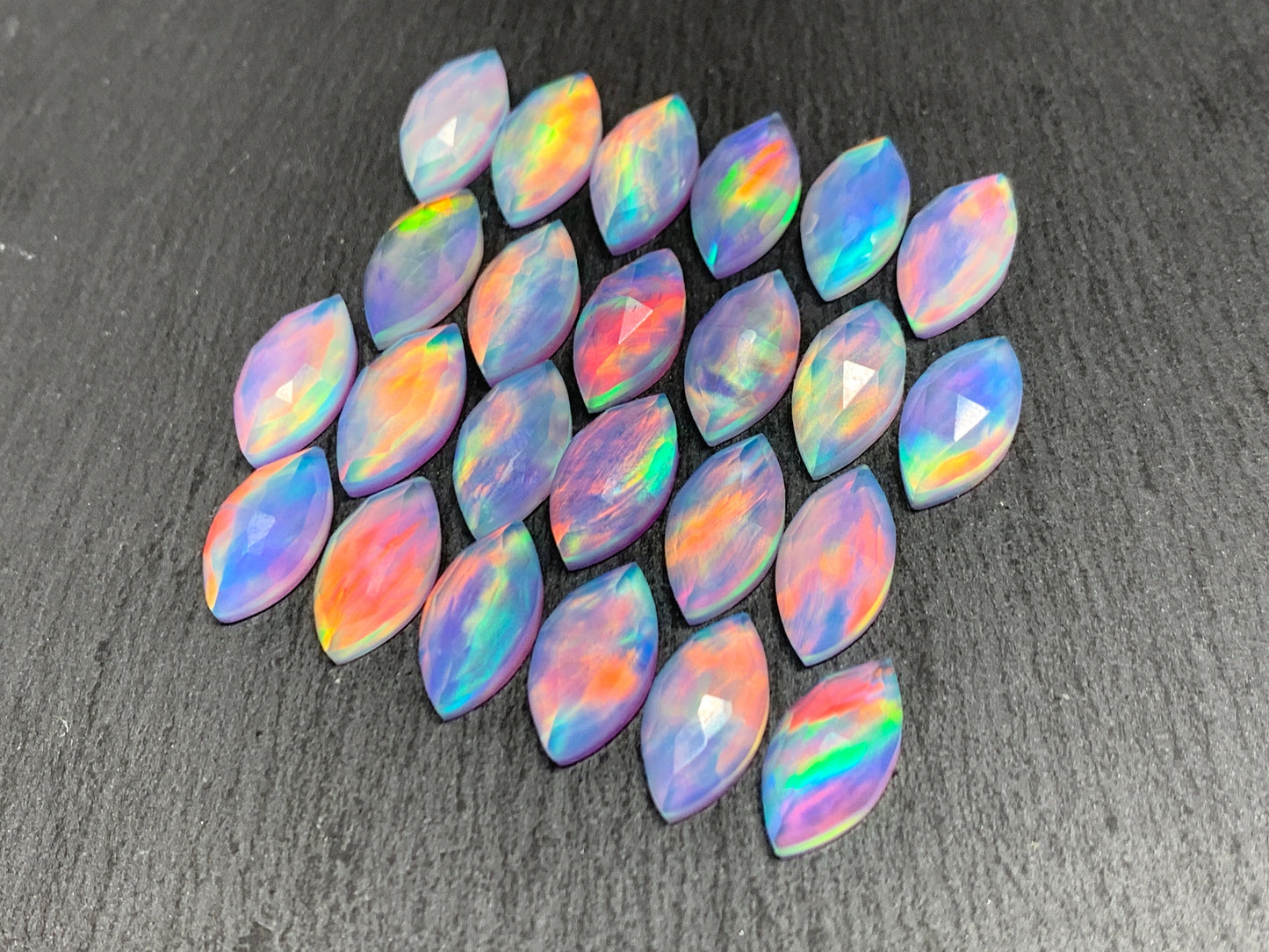 Faceted Aurora Opal marquise 8x16mm cabochon - Doublet cabochons