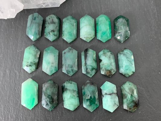 Faceted Emerald long hexagon 8x16mm cabochon