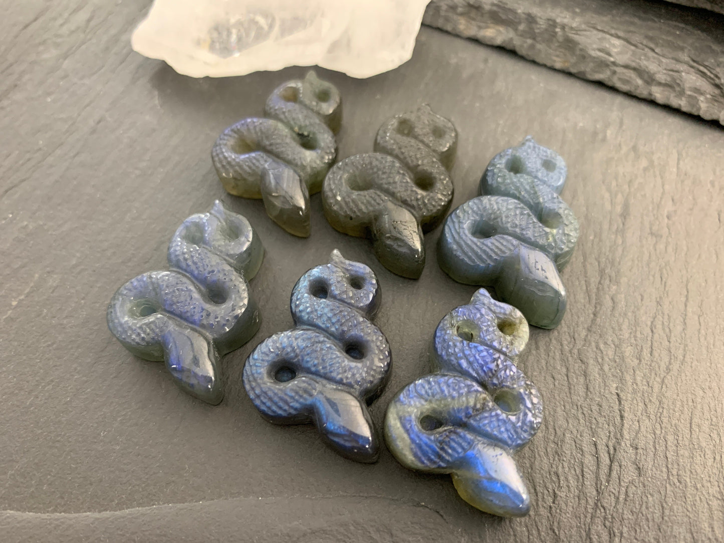 Labradorite snake cabochon - Snake carving