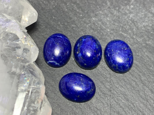Lapis Lazuli oval 8x10mm cabochon - Calibrated cabochons