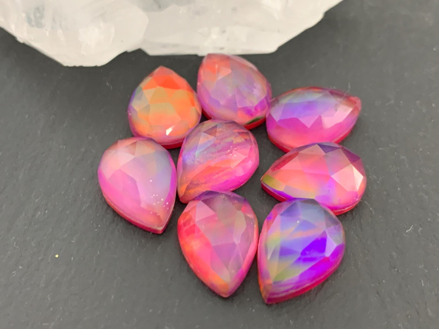 Faceted Aurora Opal pear 10x14mm  - Doublet cabochons