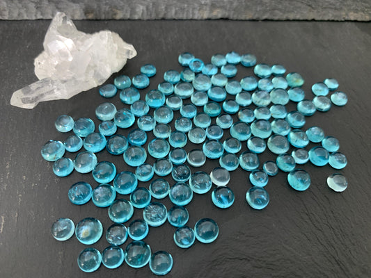 Apatite round 5-8mm cabochon