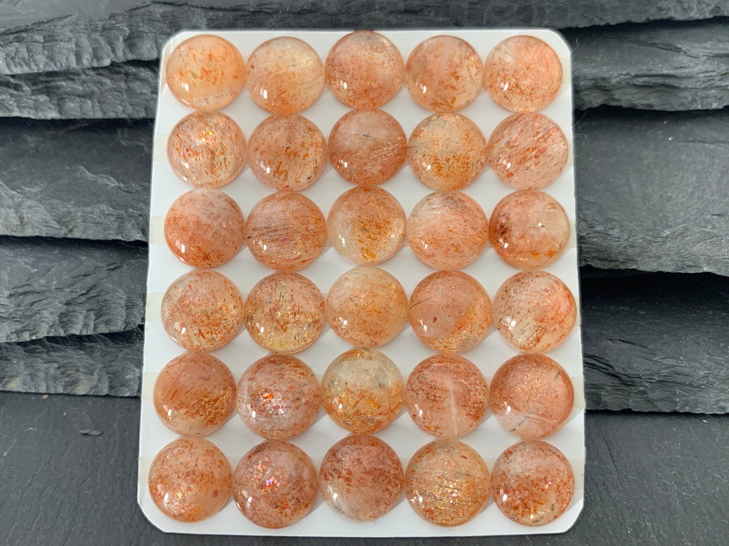 Sunstone round 12mm cabochon - Calibrated cabochons
