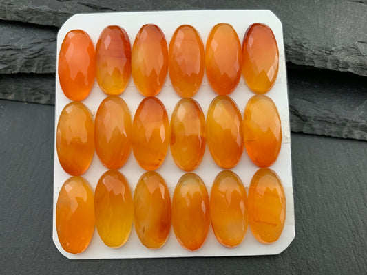 Carnelian oval 10x20mm cabochon - Calibrated cabochons