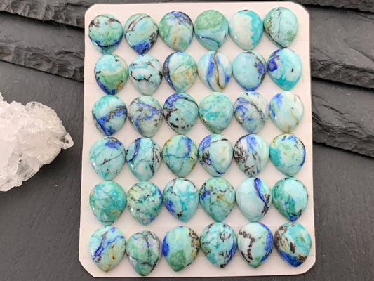 Azurite Pear 10x12mm cabochon from Peru - Calibrated cabochons