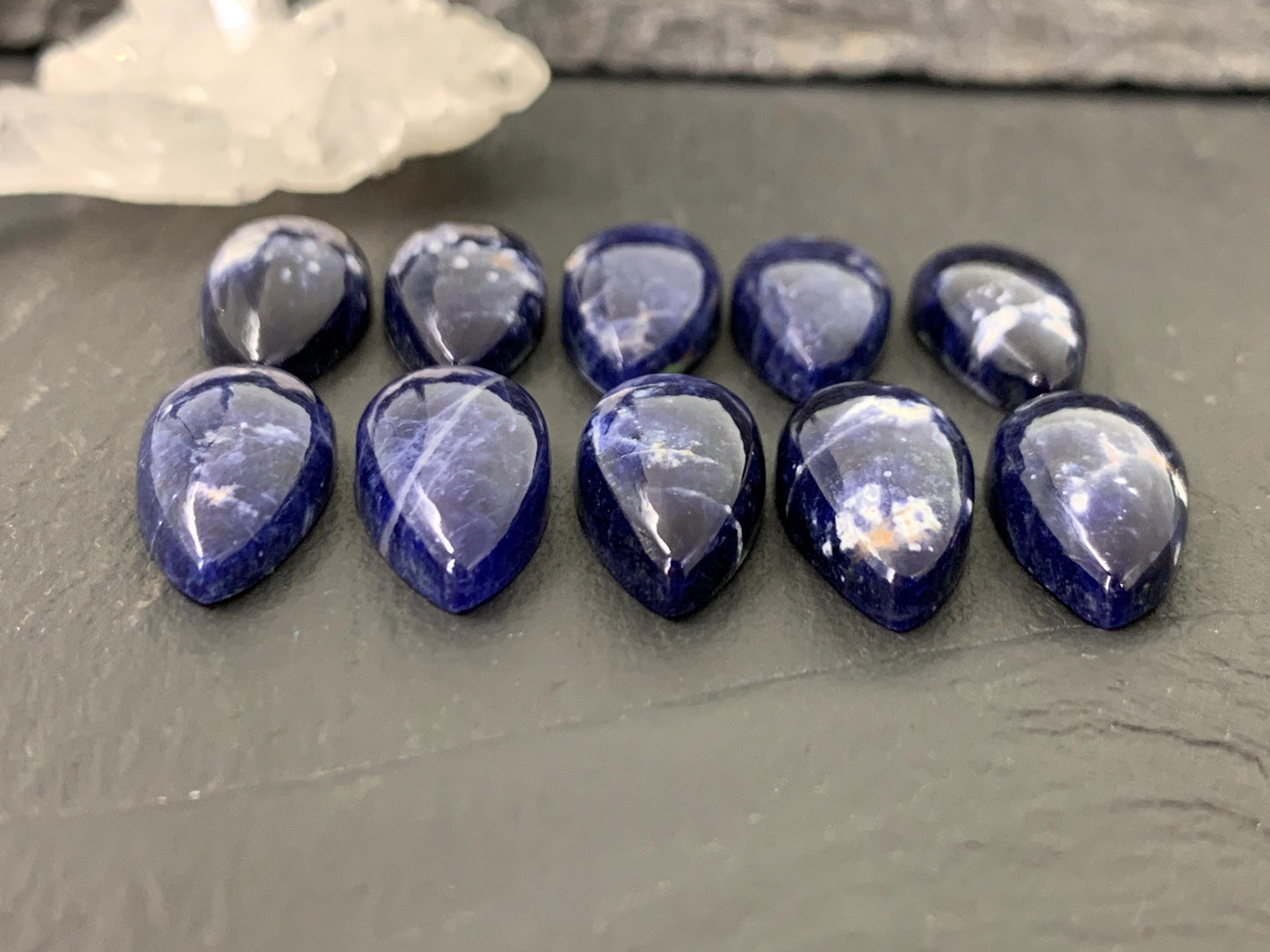 Sodalite pear 10x20mm cabochon
