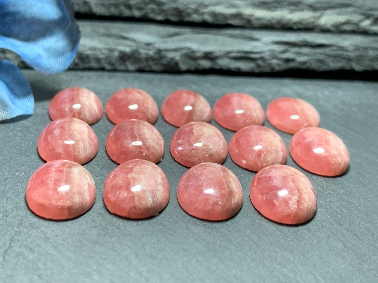Rhodochrosite cabochon 12x16mm - Calibrated cabochons