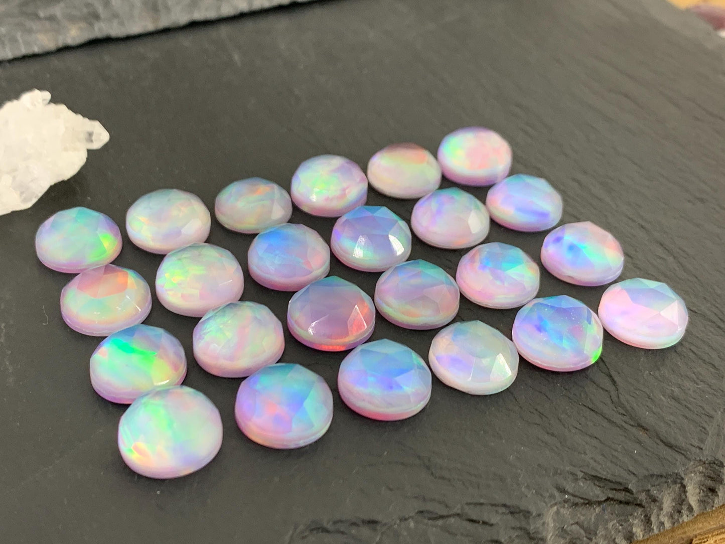 Faceted Aurora Opal round 12mm cabochon - Doublet cabochons