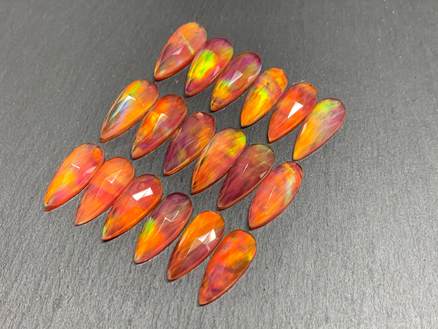 Faceted Aurora Opal pear 8x20mm cabochon - Doublet cabochons