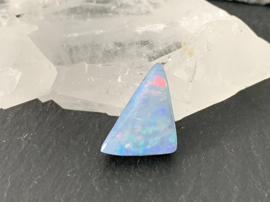 Australian Opal doublet 9x15x5mm cabochon