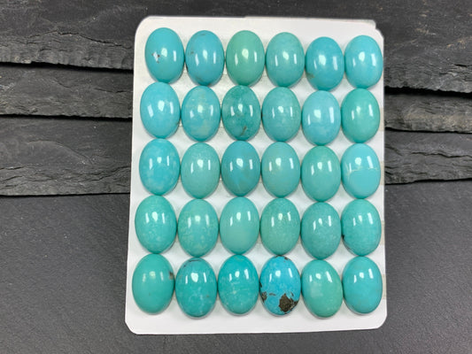 Turquoise oval 10x14mm cabochon Calibrated cabochons