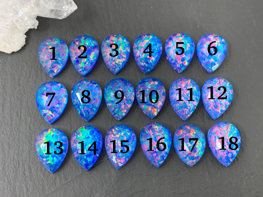 Faceted Aurora Opal pear 10x14mm   - Doublet cabochons