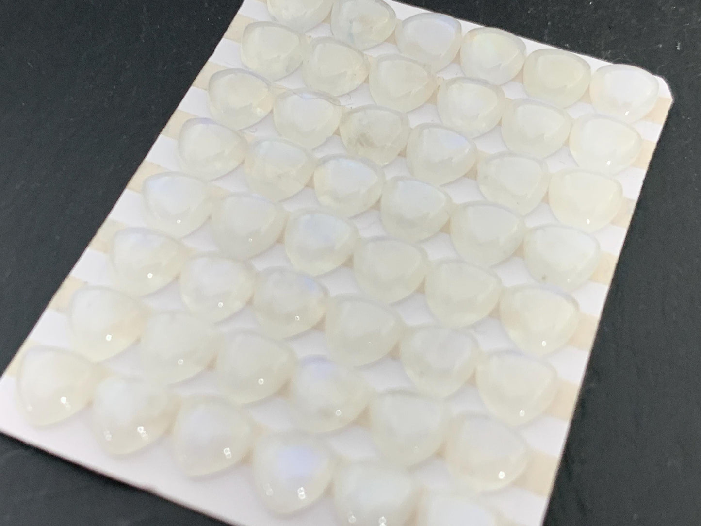 Rainbow Moonstone triangle 8mm cabochon - Calibrated Moonstone