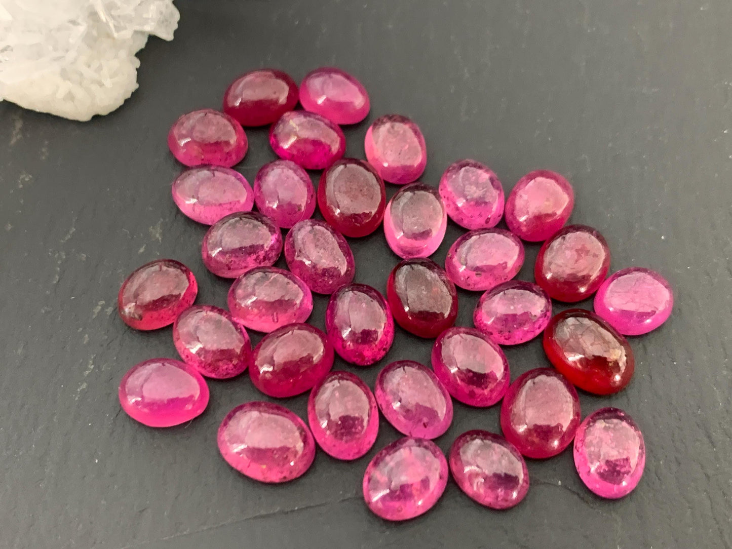 Thailand Pink Sapphire oval 7-10mm long cabochon