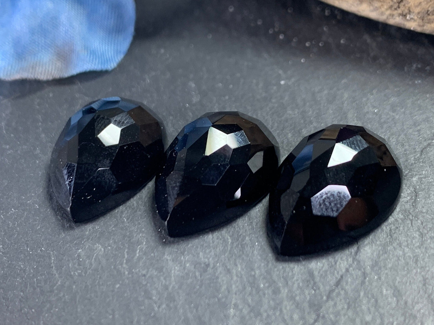 Faceted black Agate pear 13x18mm cabochon