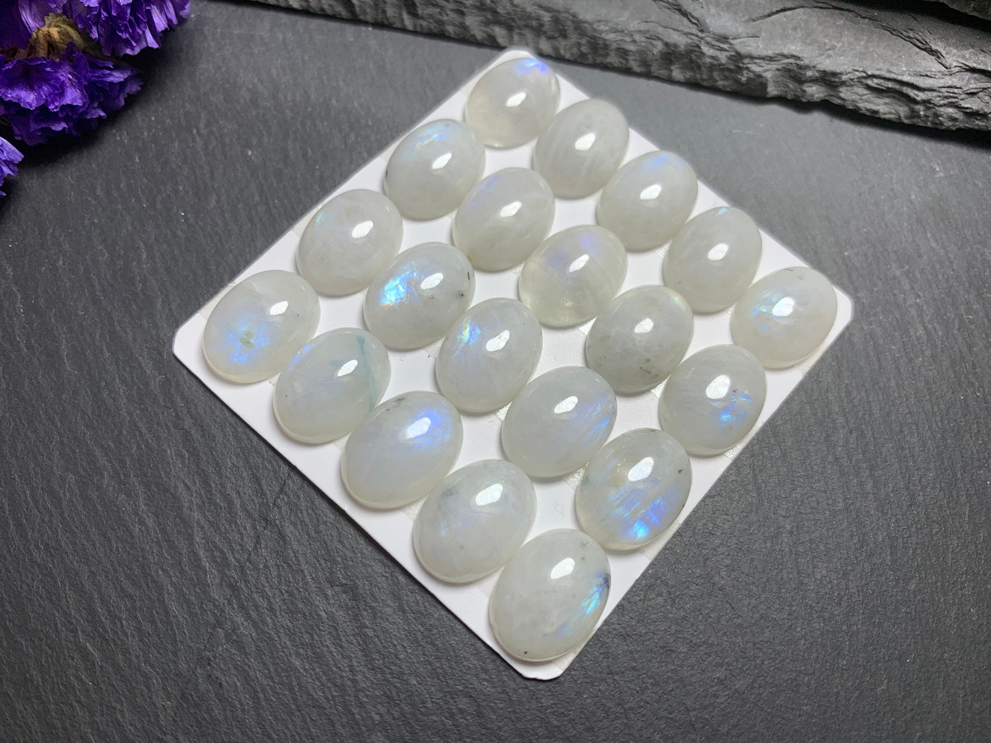 Rainbow MoonStone oval 12x16mm Cabochon - Calibrated cabochons