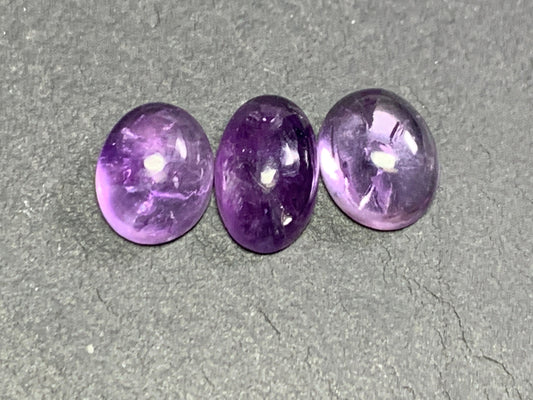 Madagascar Amethyst 10-11mm long cabochon - 3 cabochons lot