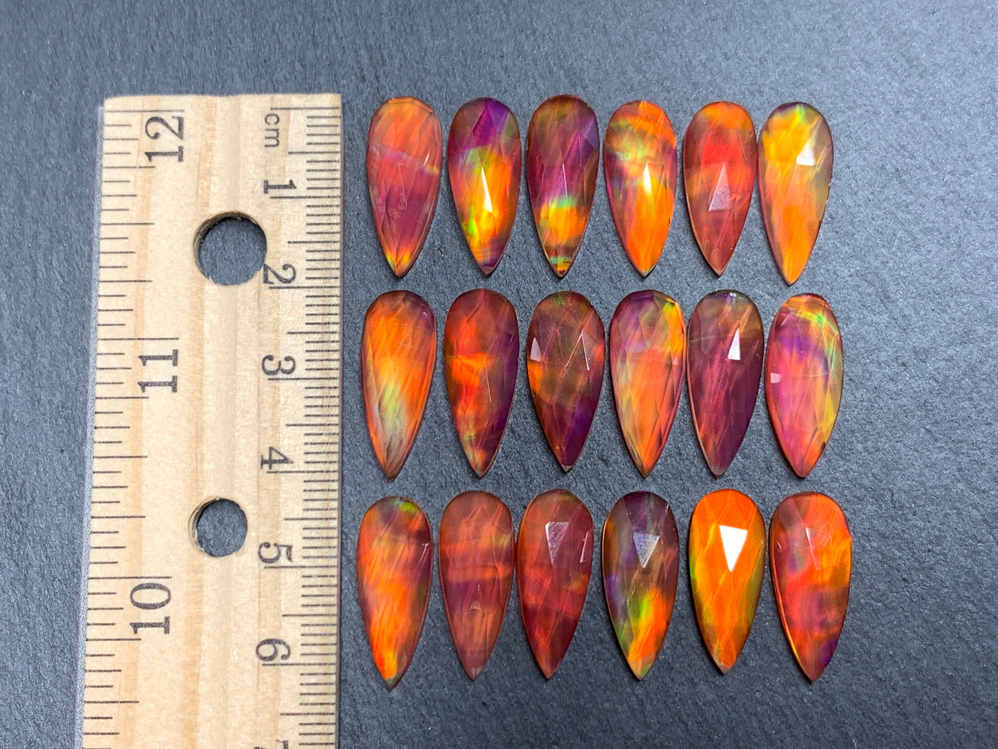 Faceted Aurora Opal pear 8x20mm cabochon - Doublet cabochons