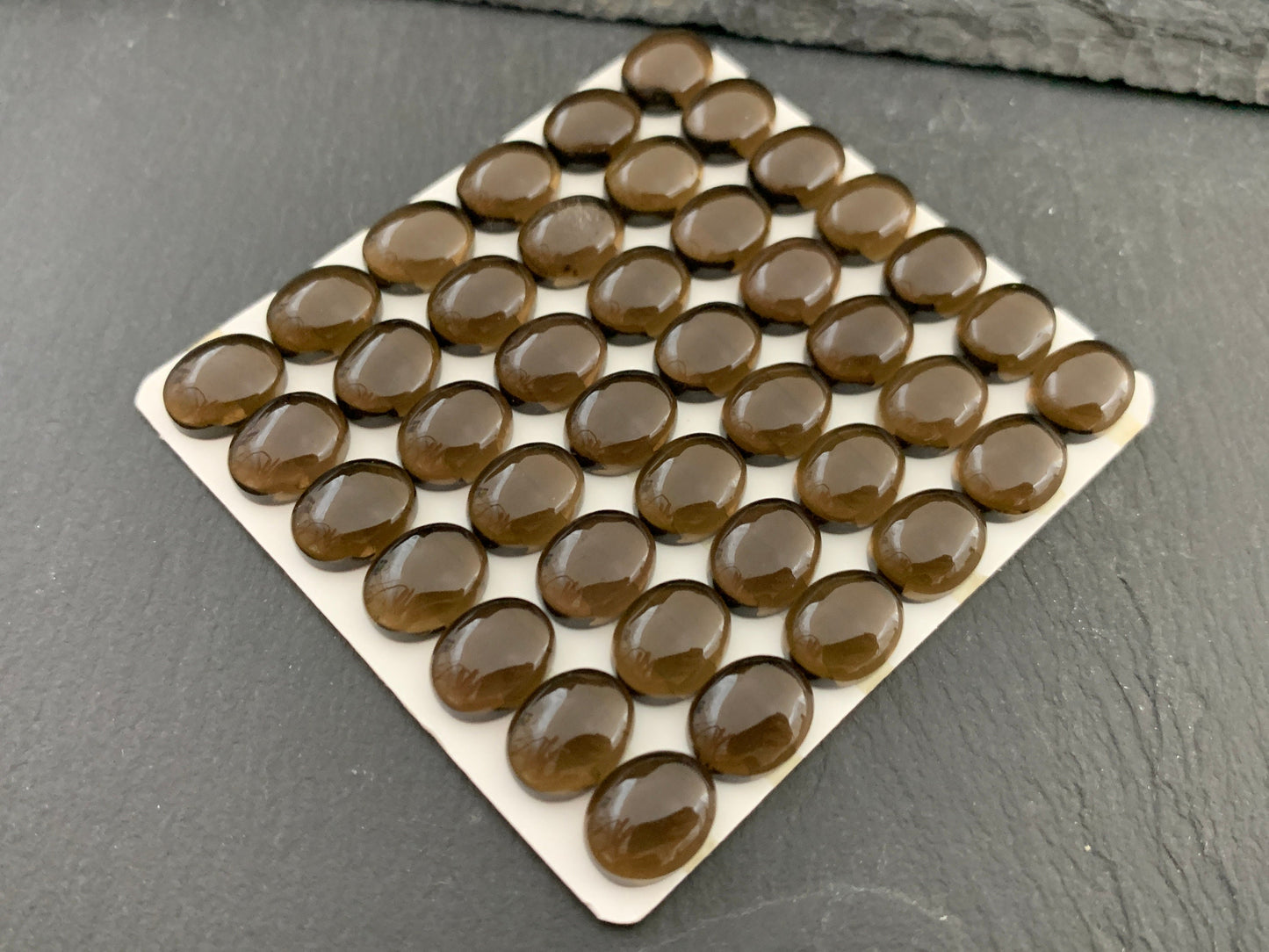Smokey Quartz oval 8x10mm cabochon - Calibrated cabochons