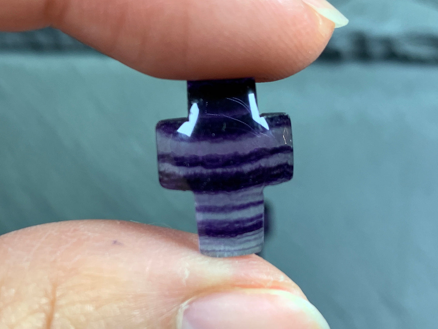 Cross Purple Fluorite Cabochon 12x16mm - Calibrated cabochons