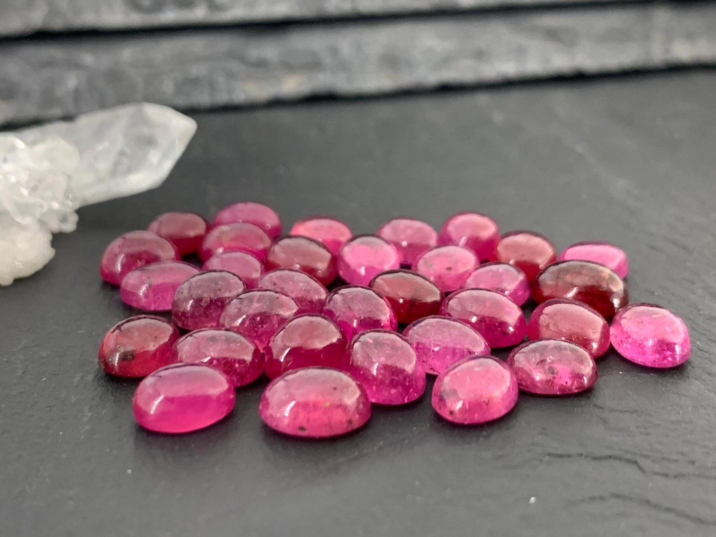 Thailand Pink Sapphire oval 7-10mm long cabochon