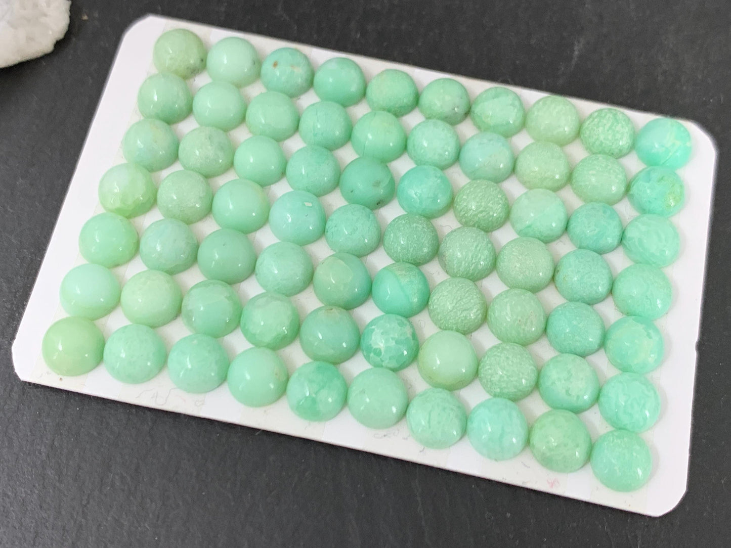 Chrysoprase round 6mm cabochon - Calibrated cabochons