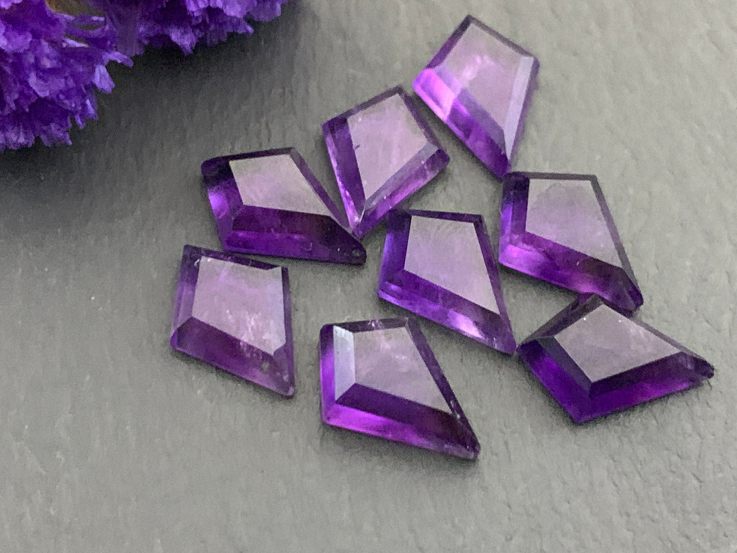 Faceted Amethyst kite 10x14mm cabochon