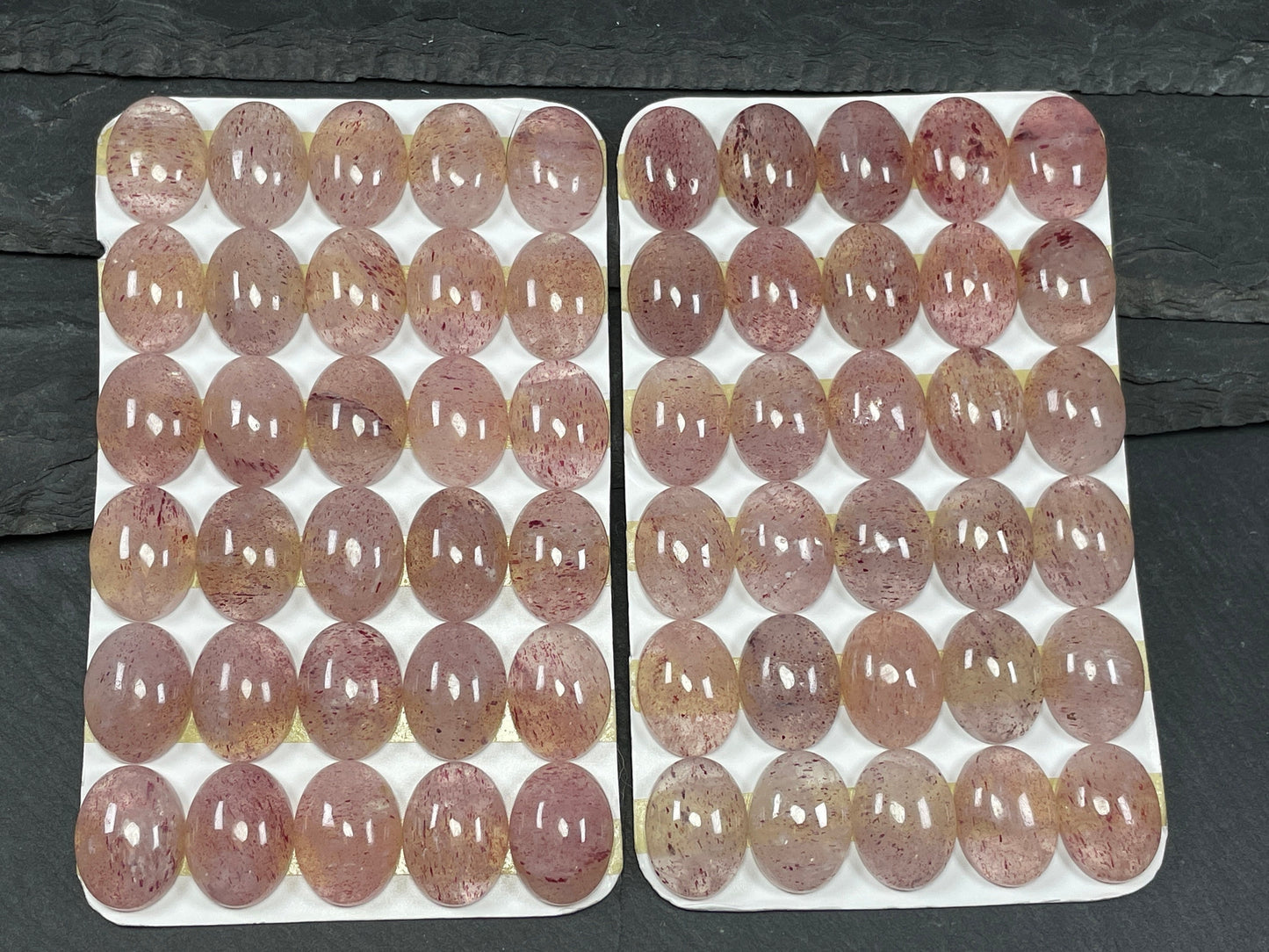 Red Sunstone oval 12x16mm cabochon - Calibrated cabochons