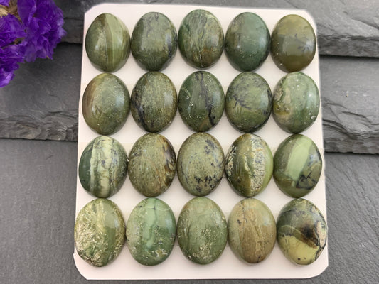 Green Opal oval 12x16mm Cabochon - Calibrated cabochons