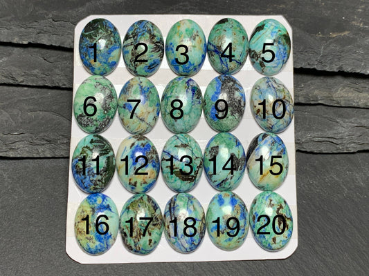 Azurite 13x18mm oval cabochon - Calibrated cabochons
