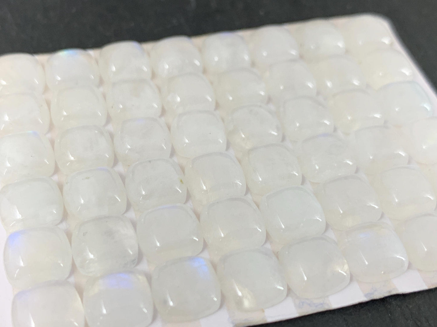 Rainbow Moonstone square cushion 8mm cabochon - Calibrated cabochons
