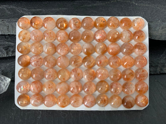 Sunstone round 6mm cabochon - Calibrated cabochons