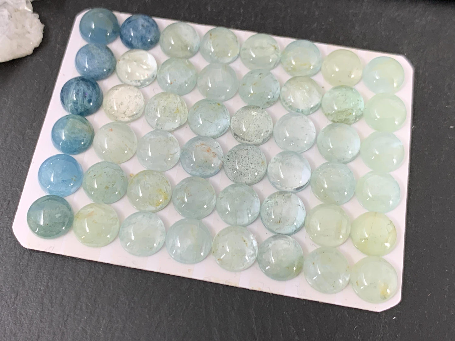 Aquamarine round 8mm cabochon - Calibrated cabochons