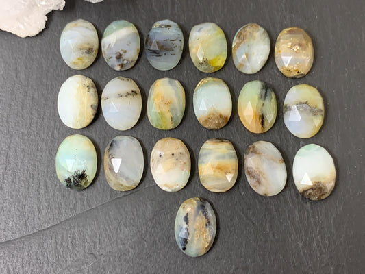 Faceted Peruvian Opal 10x14mm cabochon - Calibrated cabochons