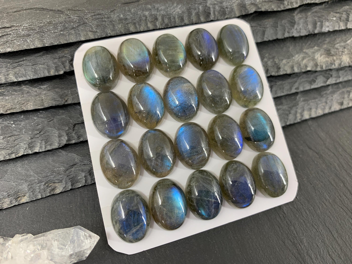Labradorite oval 12x16mm cabochon - Calibrated cabochon