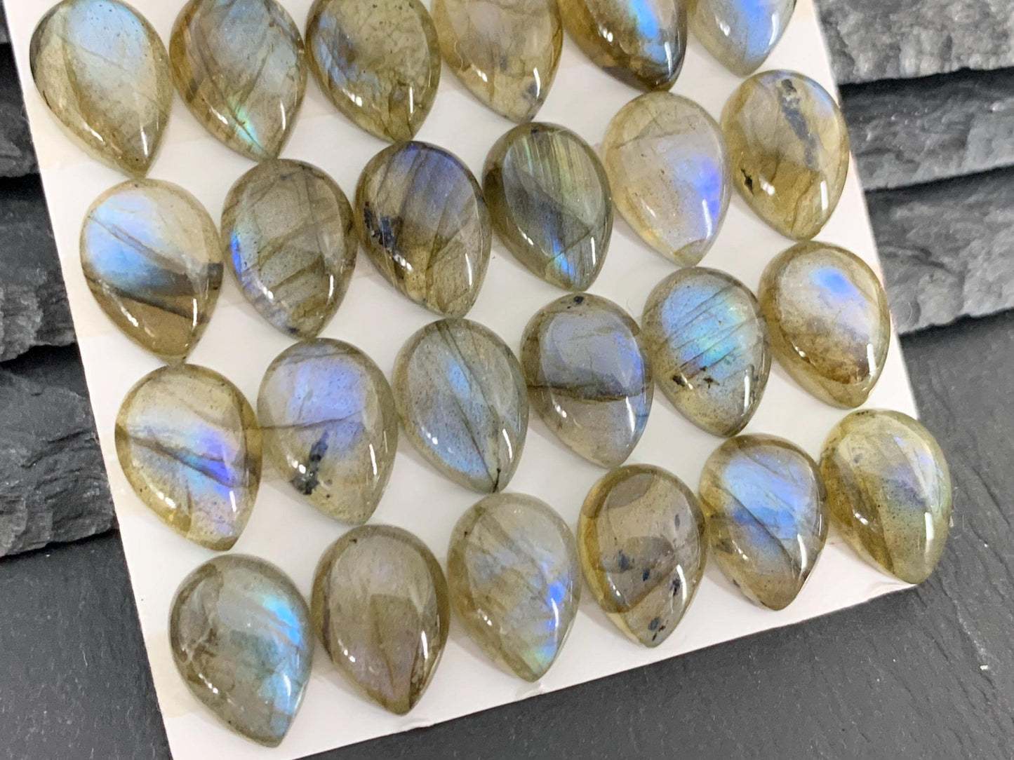 Labradorite pear 10x14mm Cabochon - Calibrated Cabochons