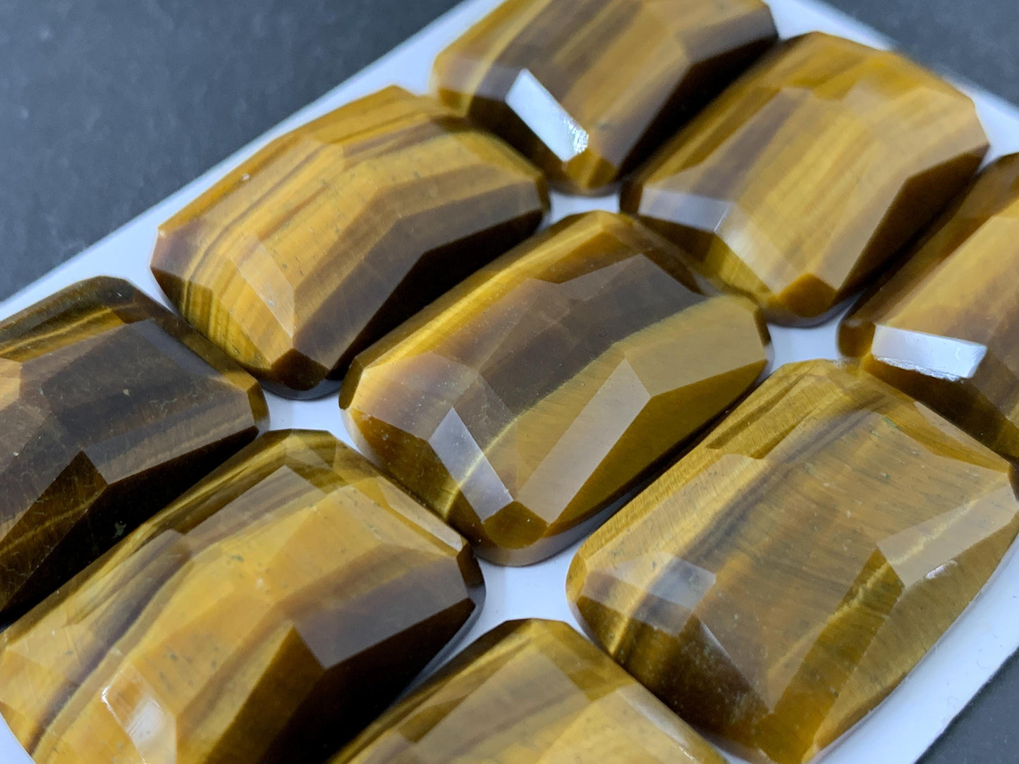 Faceted Tiger Eye rectangle 18x25mm cabochon - Calibrated cabochons