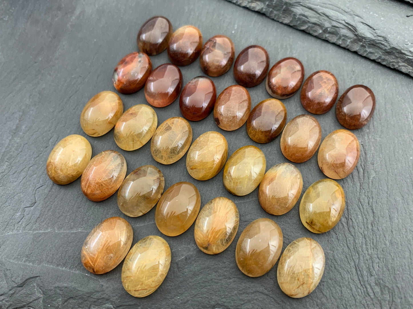 Rutilated quartz oval 13x18mm cabochon - Calibrated cabochons