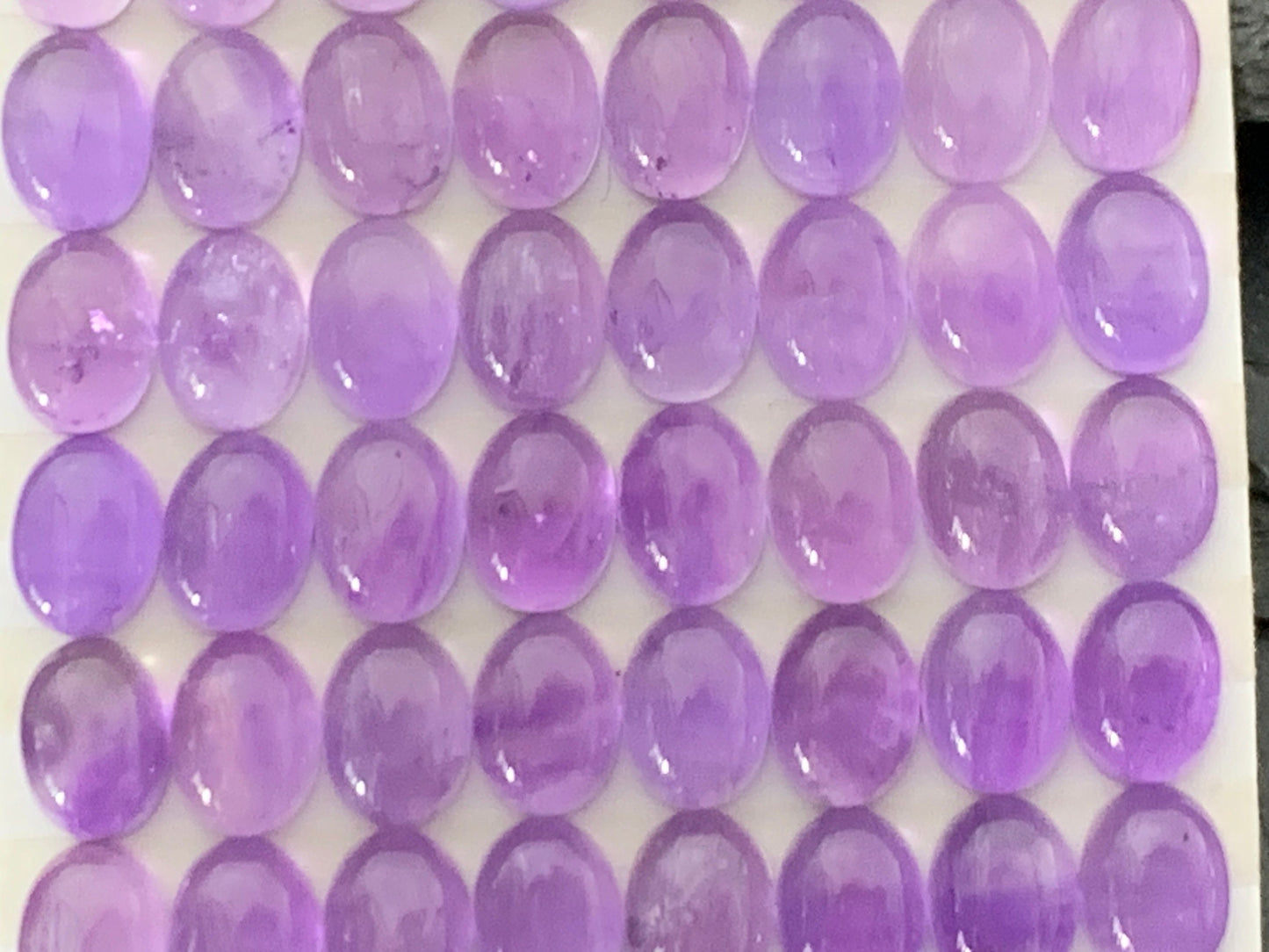 Amethyst oval 6x8mm cabochon - Calibrated cabochons