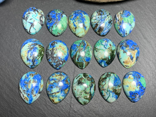 Azurite pear 15x20mm cabochon - Calibrated cabochons.